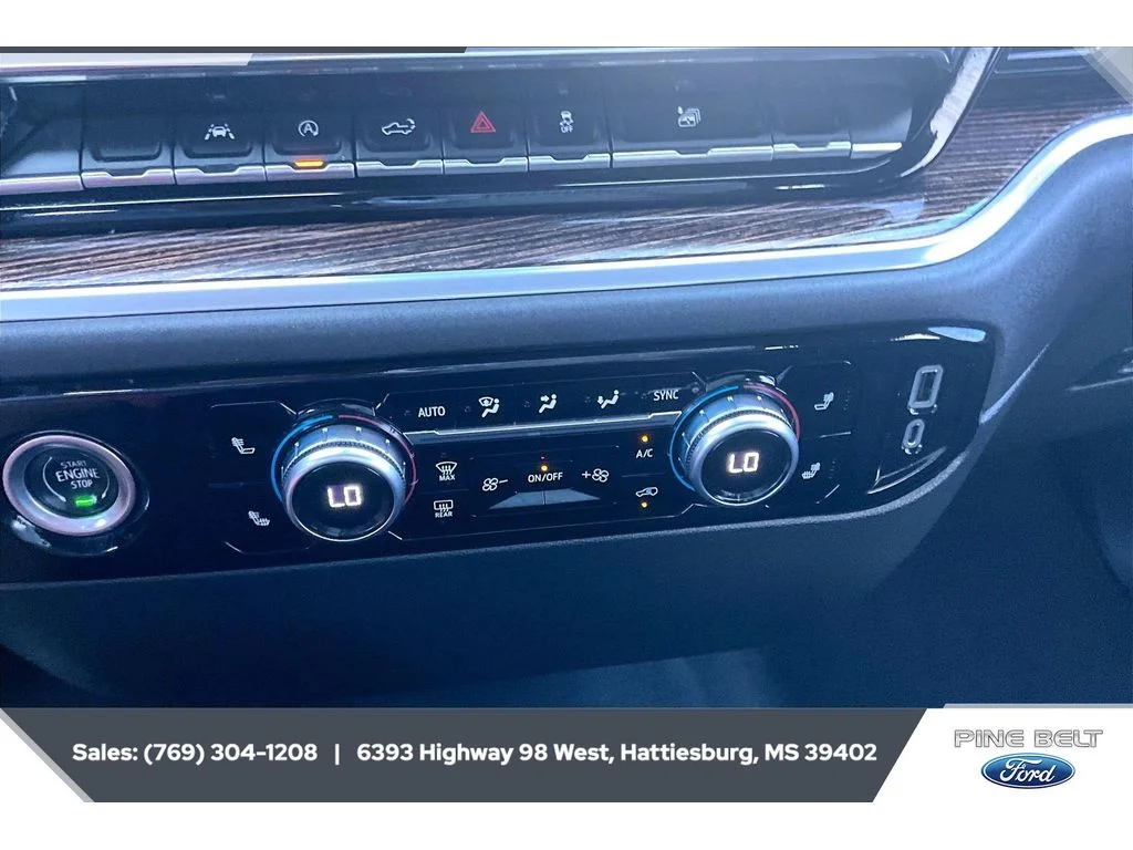 Used 2022 Onyx Black GMC Elevation image 24