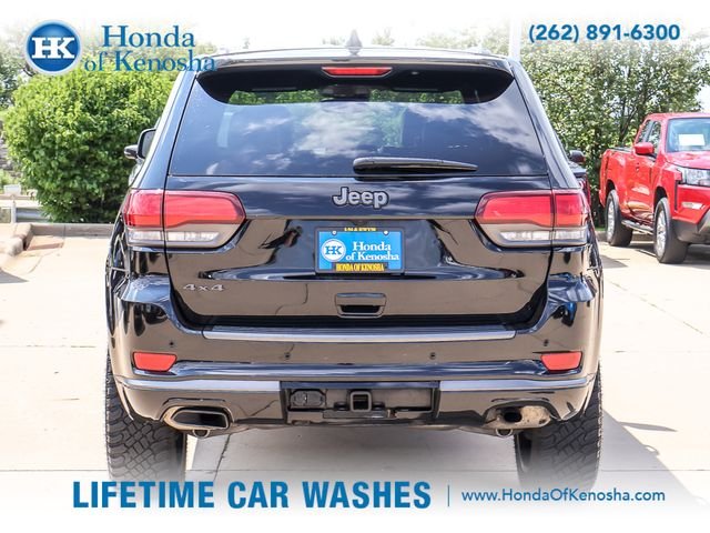 Used 2020 Diamond Black Jeep Overland image 4