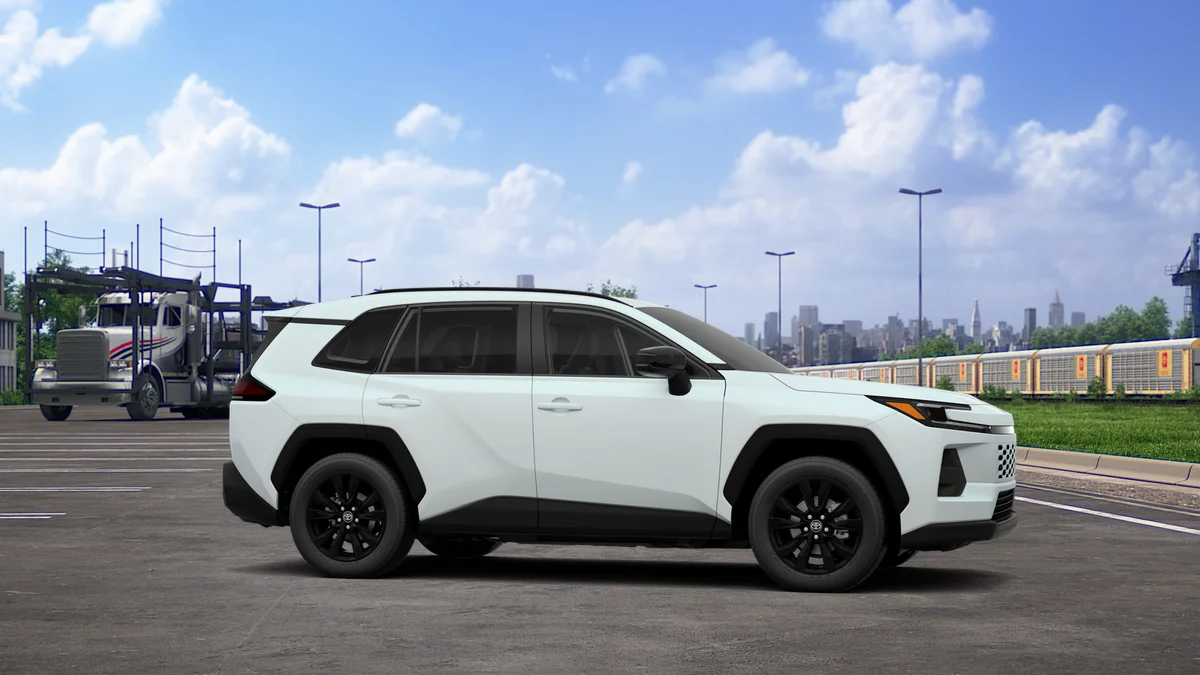 New 2026 Wind Chill Pearl Toyota XLE Premium image 13