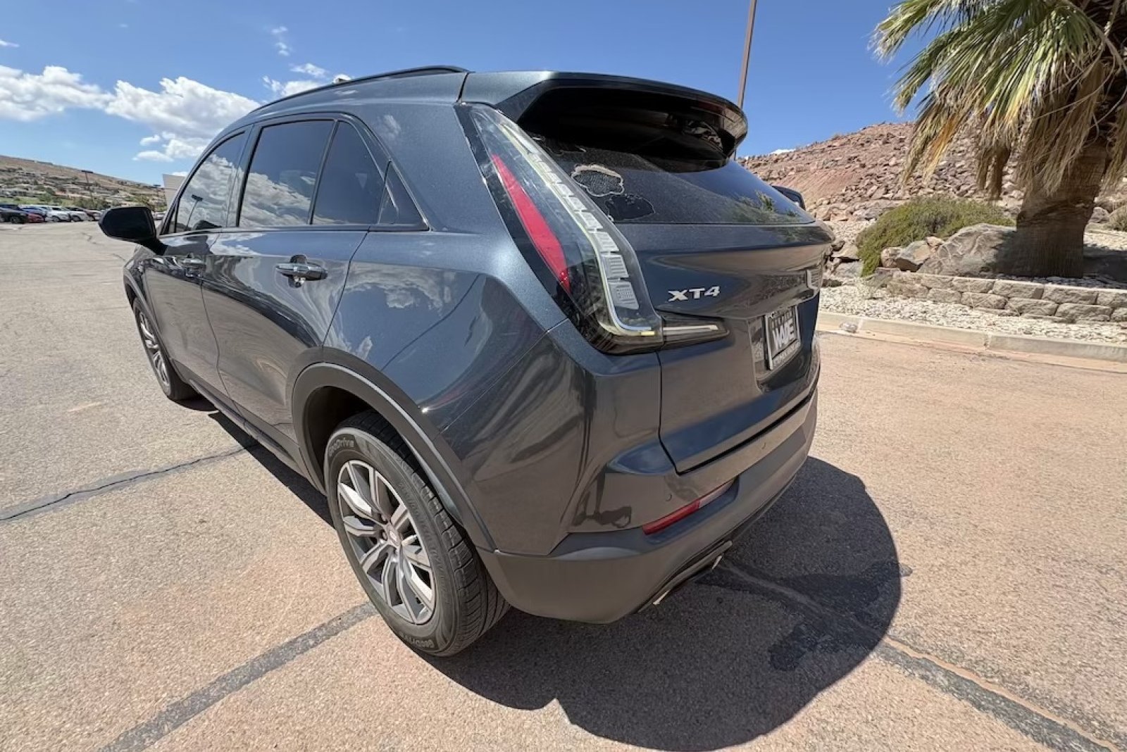 Used 2021 Snow White Pearl Kia EX image 3