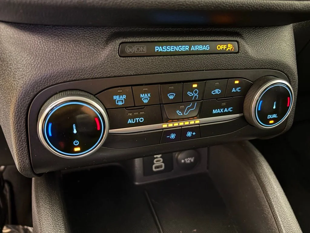 Used 2024 Silver Ford Active image 27