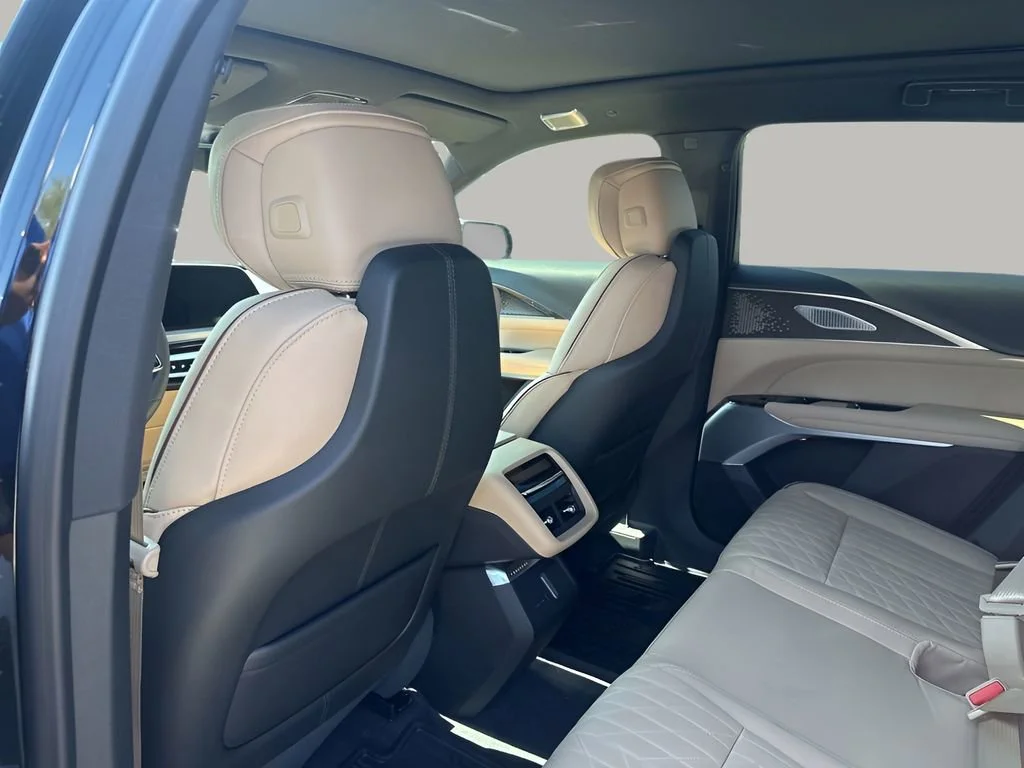 New 2026 Stellar Black Metallic Cadillac Signature Luxury image 16