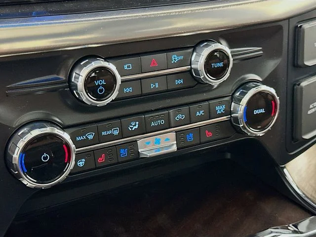 New 2026 Carbonized Gray Metallic Ford King Ranch image 16