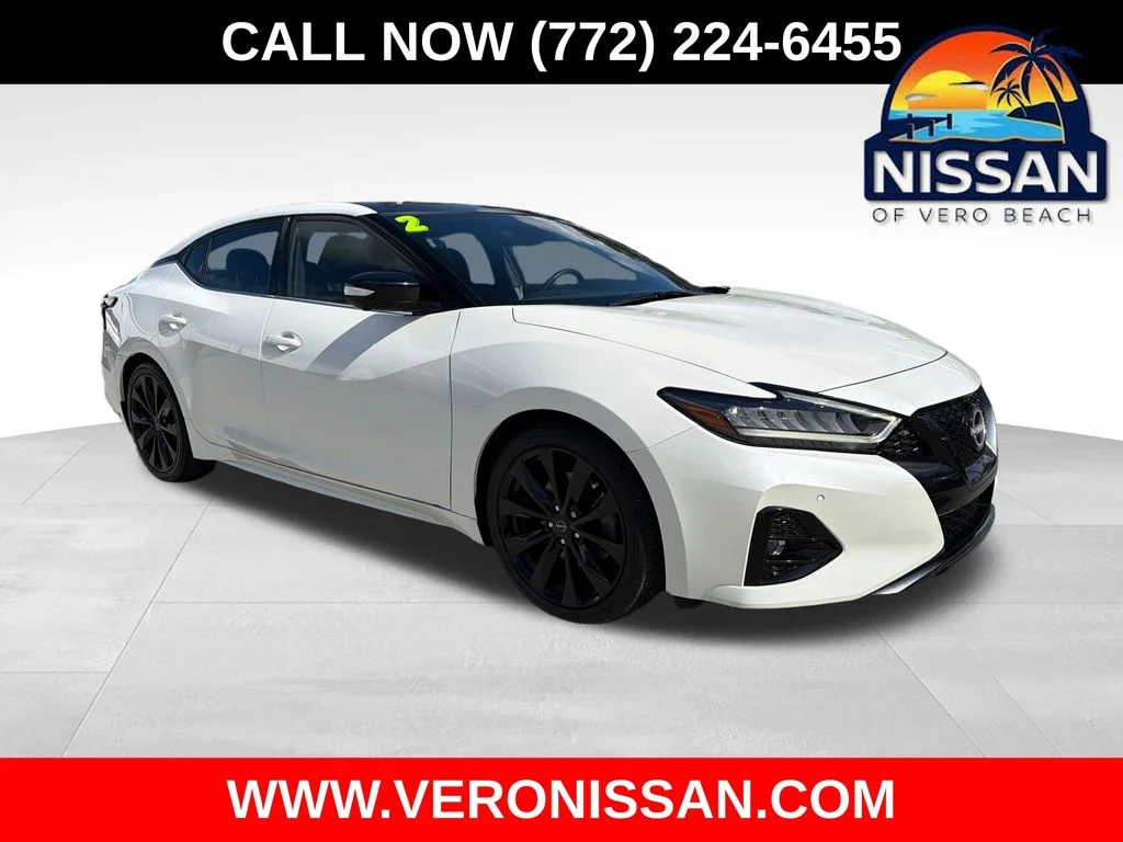 2023 Nissan Maxima SR