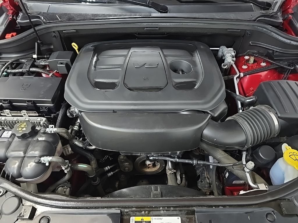 Used 2021 Red Line Jeep Trailhawk image 13