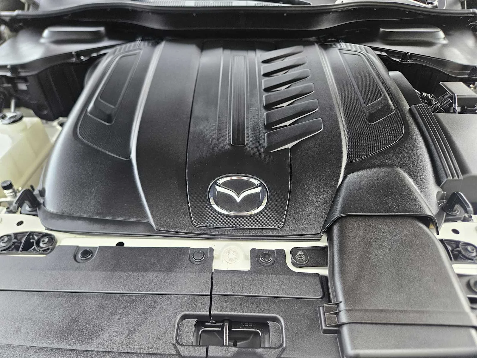 Used 2024 Rhodium White Premium Mazda 3.3 Turbo Select image 23
