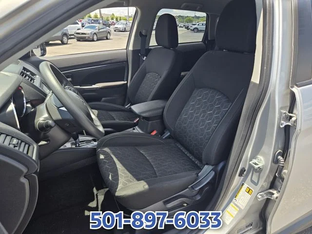 Used 2024  Mitsubishi 2.0 ES image 9