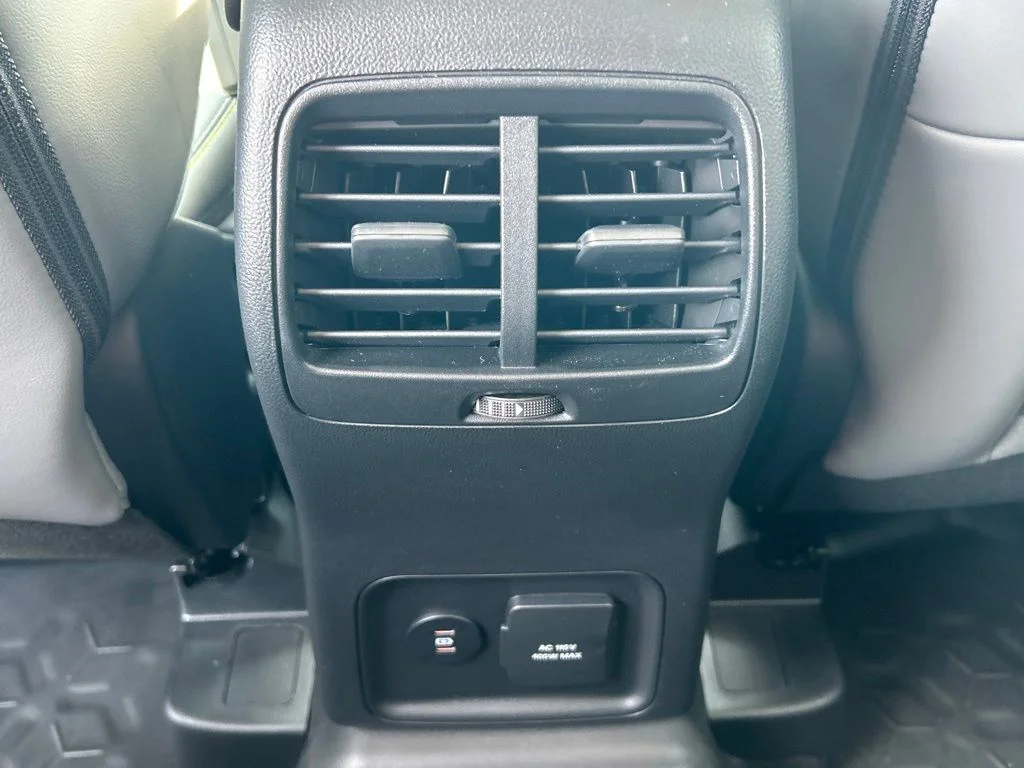 New 2026 Velocity Blue Metallic Ford Badlands® image 21