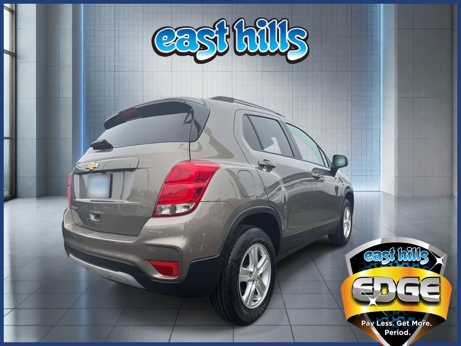 Used 2022 Stone Gray Metallic Chevrolet LT image 4