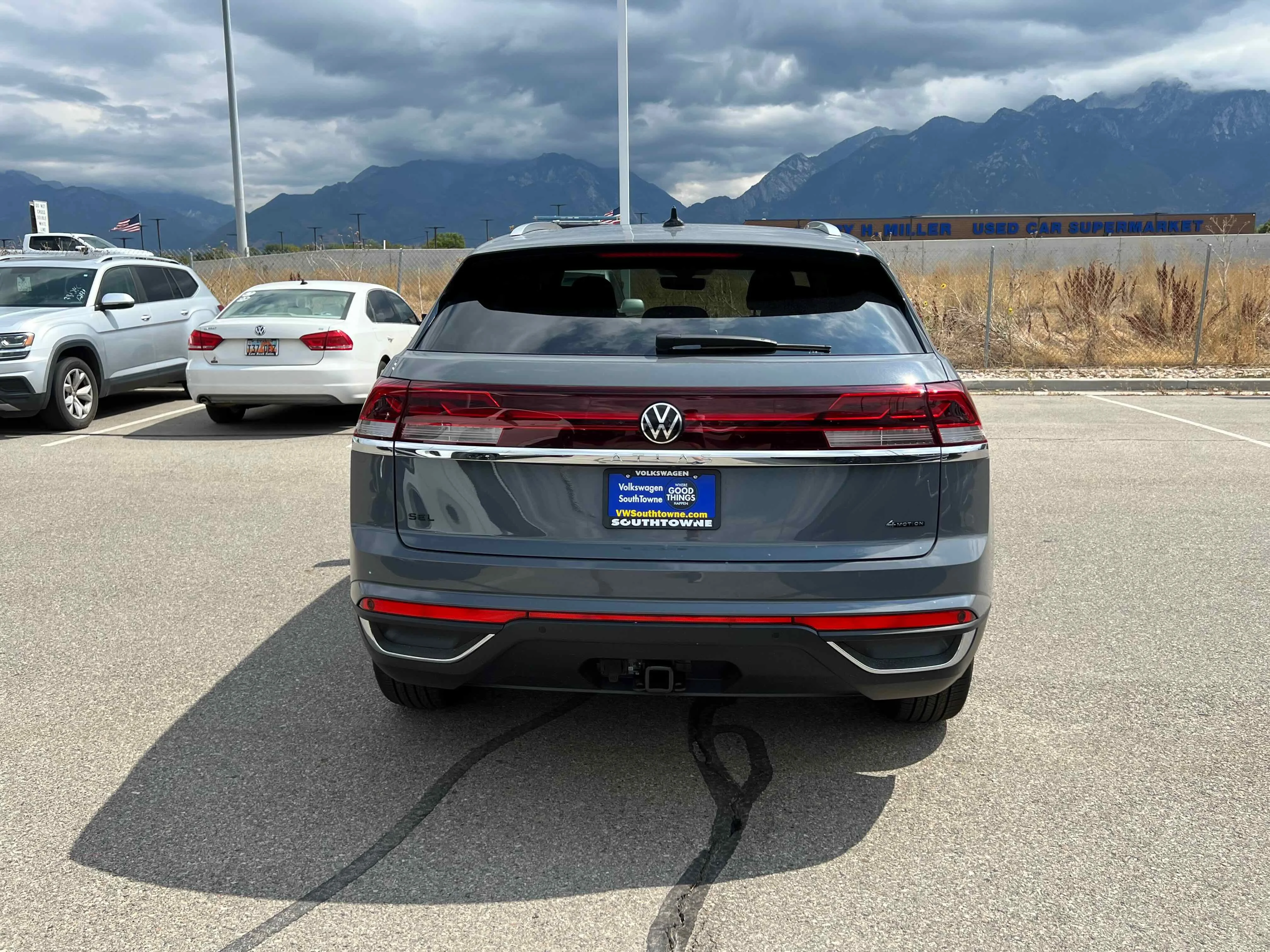 New 2026 Gray Volkswagen 2.0T SE w/Technology image 12