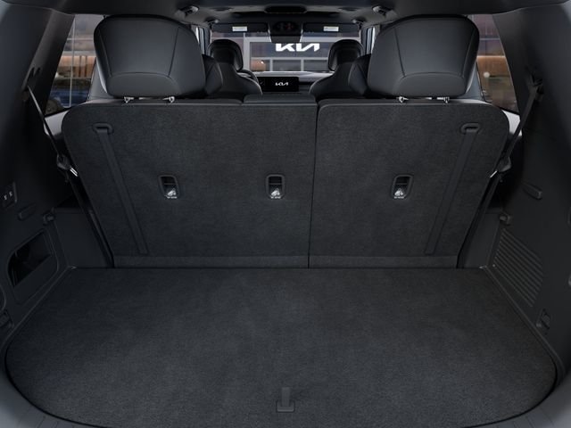 New 2027 Glacial White Pearl Kia EX image 19