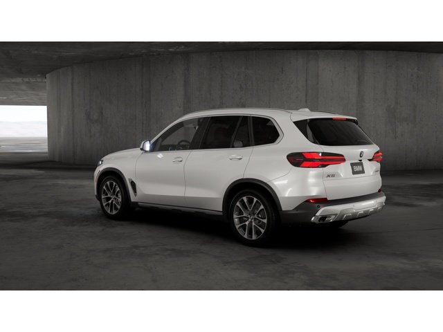 New 2026 Mineral White Metallic BMW xDrive40i image 2