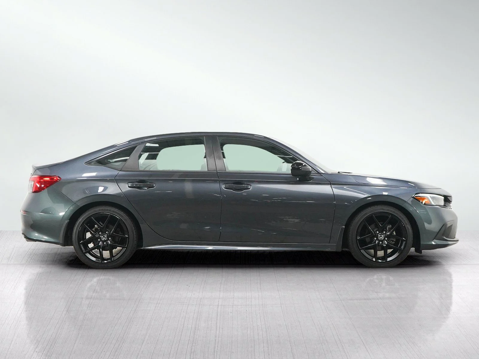 Used 2024 Graphite Honda 4dr Car Sport FWD Variable image 6