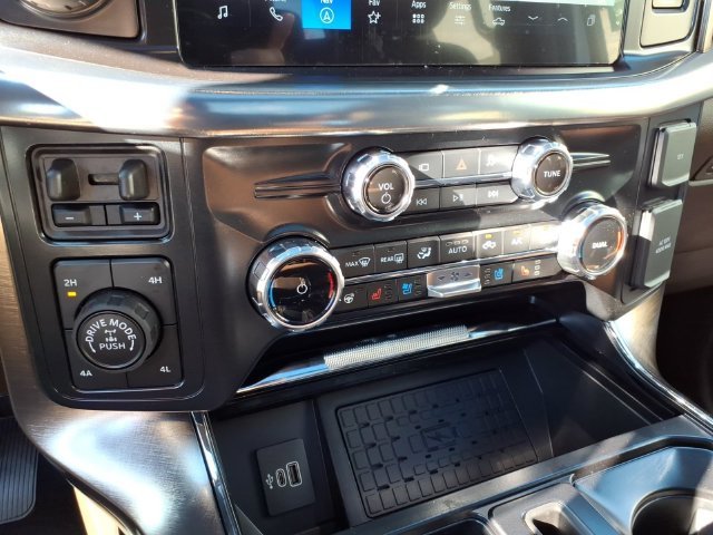New 2026 Star White Metallic Tri-Coat Ford King Ranch® image 14