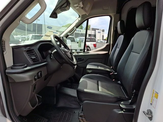 New 2026 Oxford White Ford Cargo Van image 6