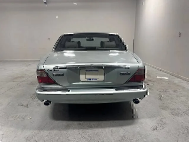 Used 2000 Gold Jaguar Base image 7