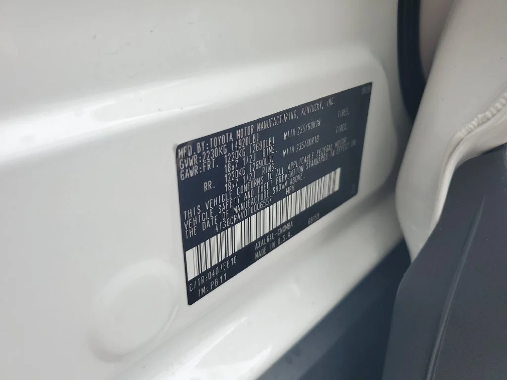 Used 2026 Ice Cap Toyota LE image 24