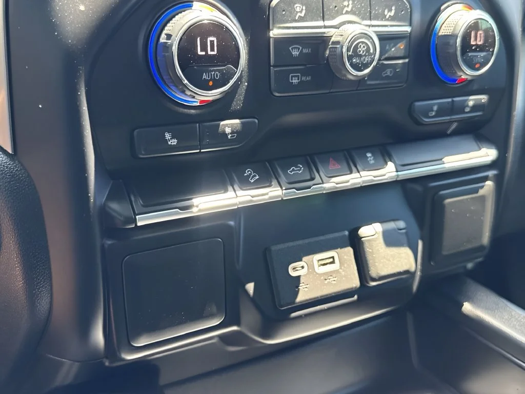 Used 2021 BLACK Chevrolet LT Trail Boss image 31