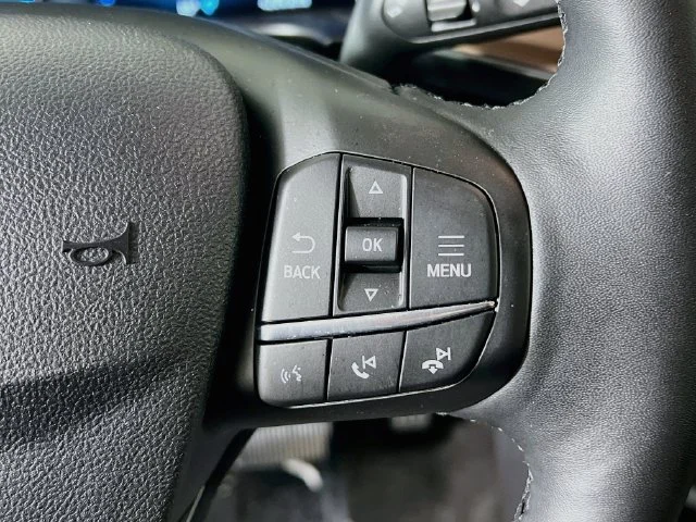 Used 2025 Green Ford Outer Banks image 32