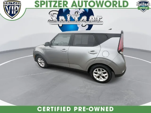 Certified Used 2024 Gray Kia LX image 11