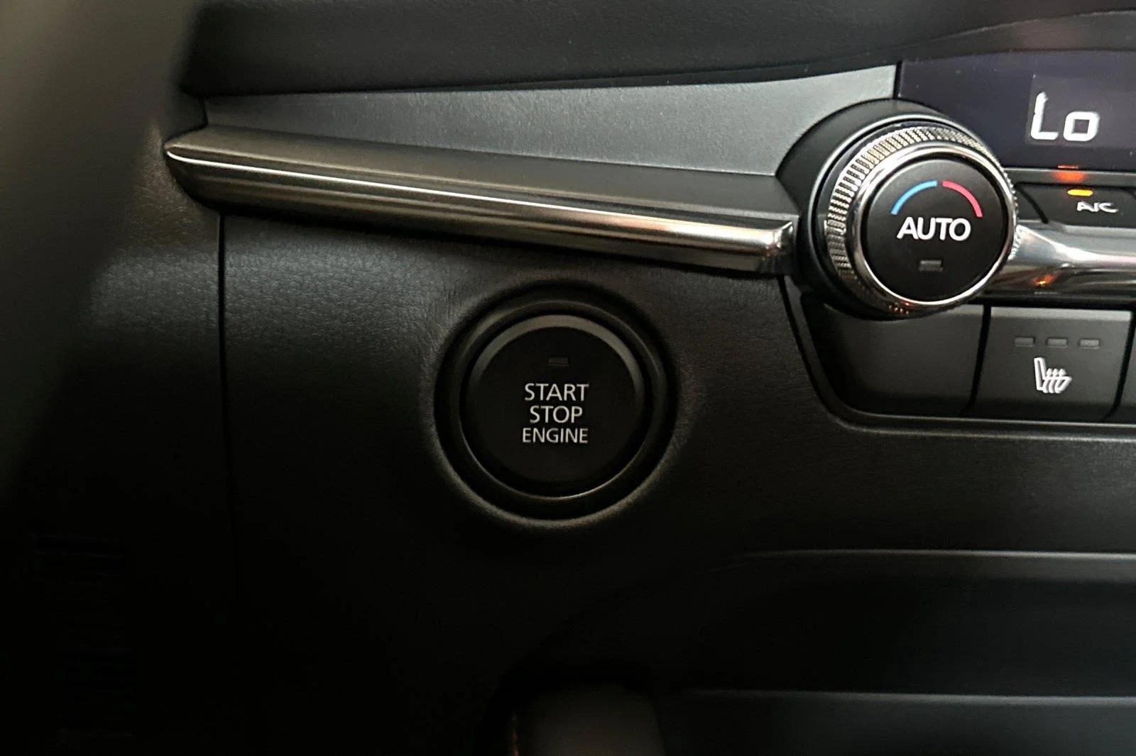 New 2026 Jet Black Mica Mazda 2.5 S Carbon Edition AWD image 23