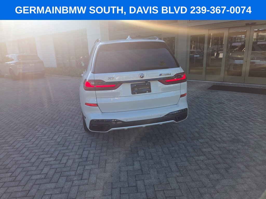Used 2022 White Metallic BMW M50i image 19