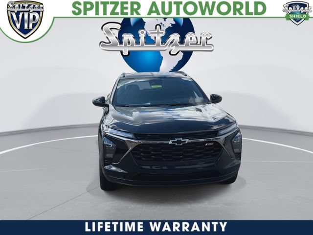 New 2026 Mosaic Black Metallic Chevrolet 2RS image 3