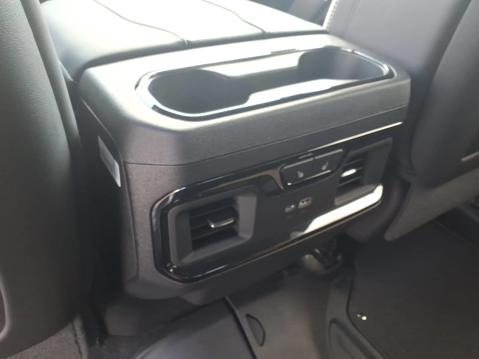2026 GMC Sierra 2500HD AT4X - Photo 8
