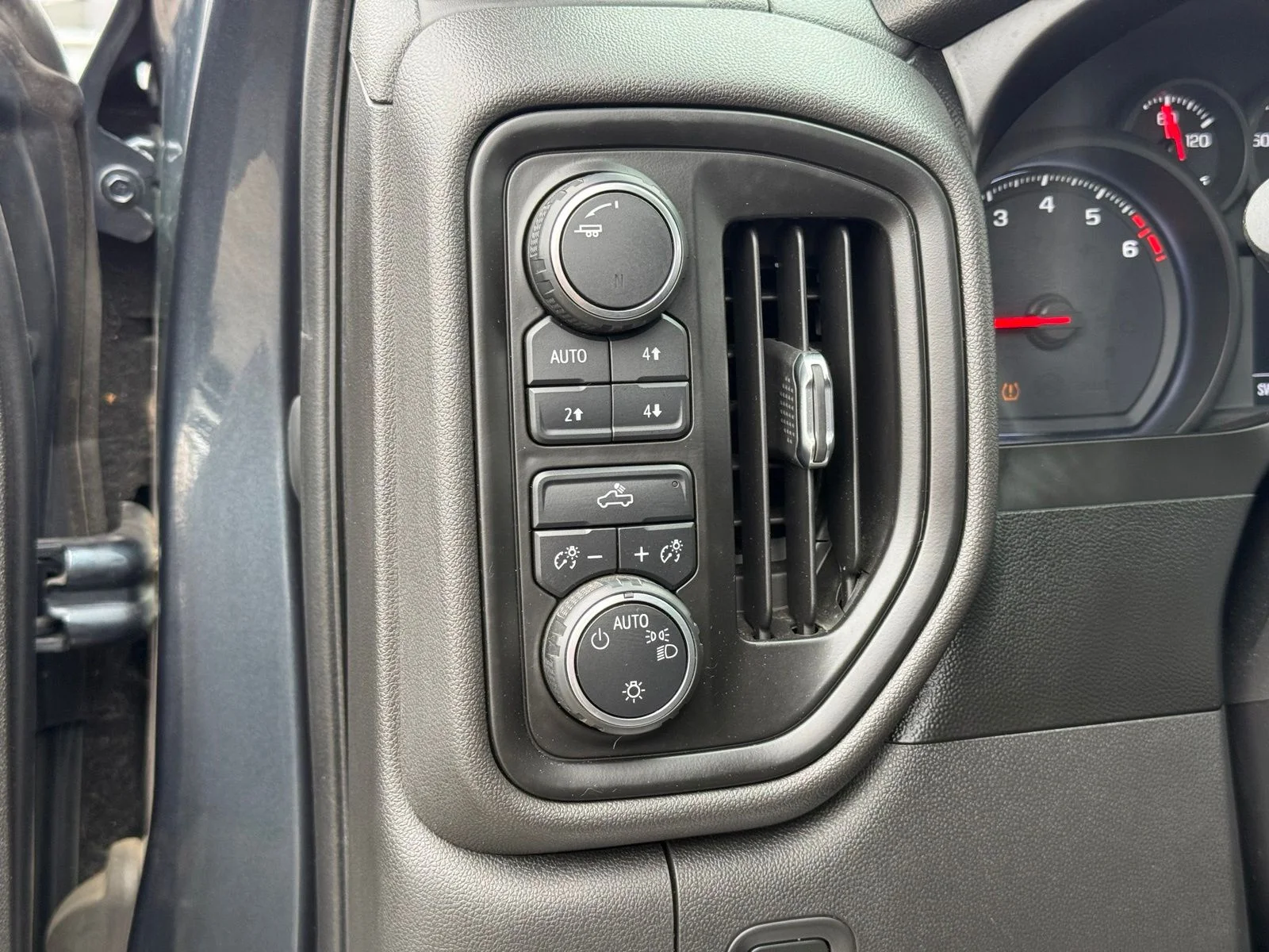 Used 2019 Gray Chevrolet Custom Trail Boss image 23