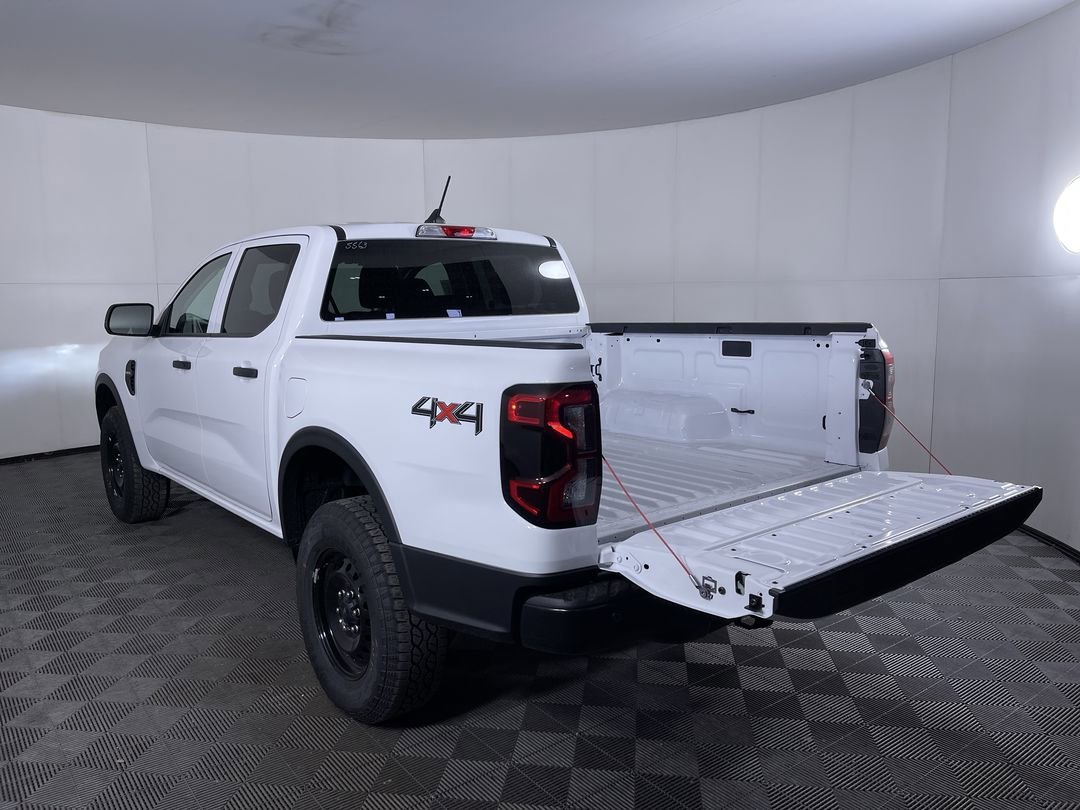 New 2026 Oxford White Ford XL image 24