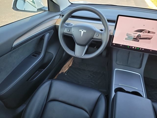 Used 2023 White Tesla 4DR RWD image 26