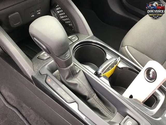 Used 2025 White Chevrolet LT image 23