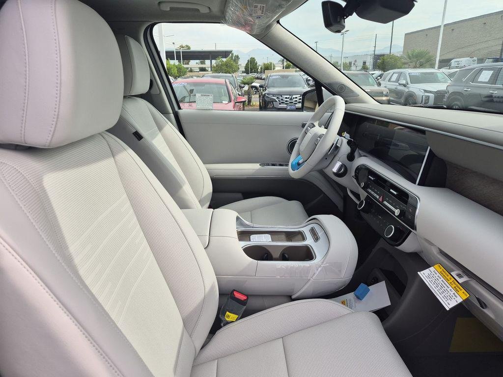 New 2027 Silver Hyundai Limited image 32