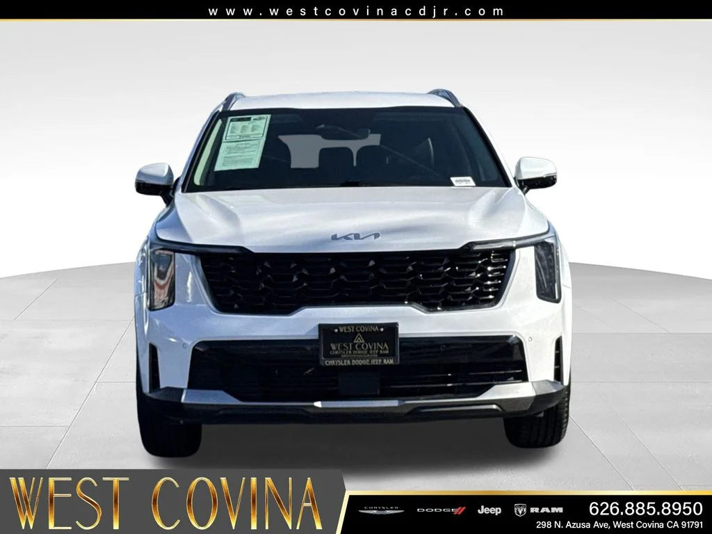 Used 2024 White Kia S image 3