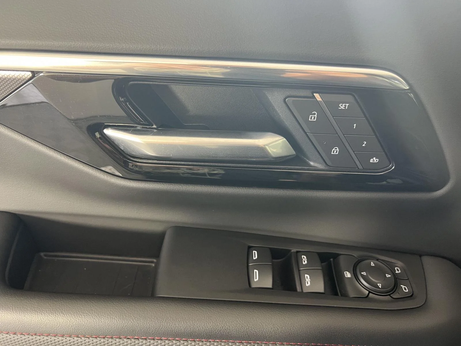 Used 2025 Black Chevrolet RST image 6