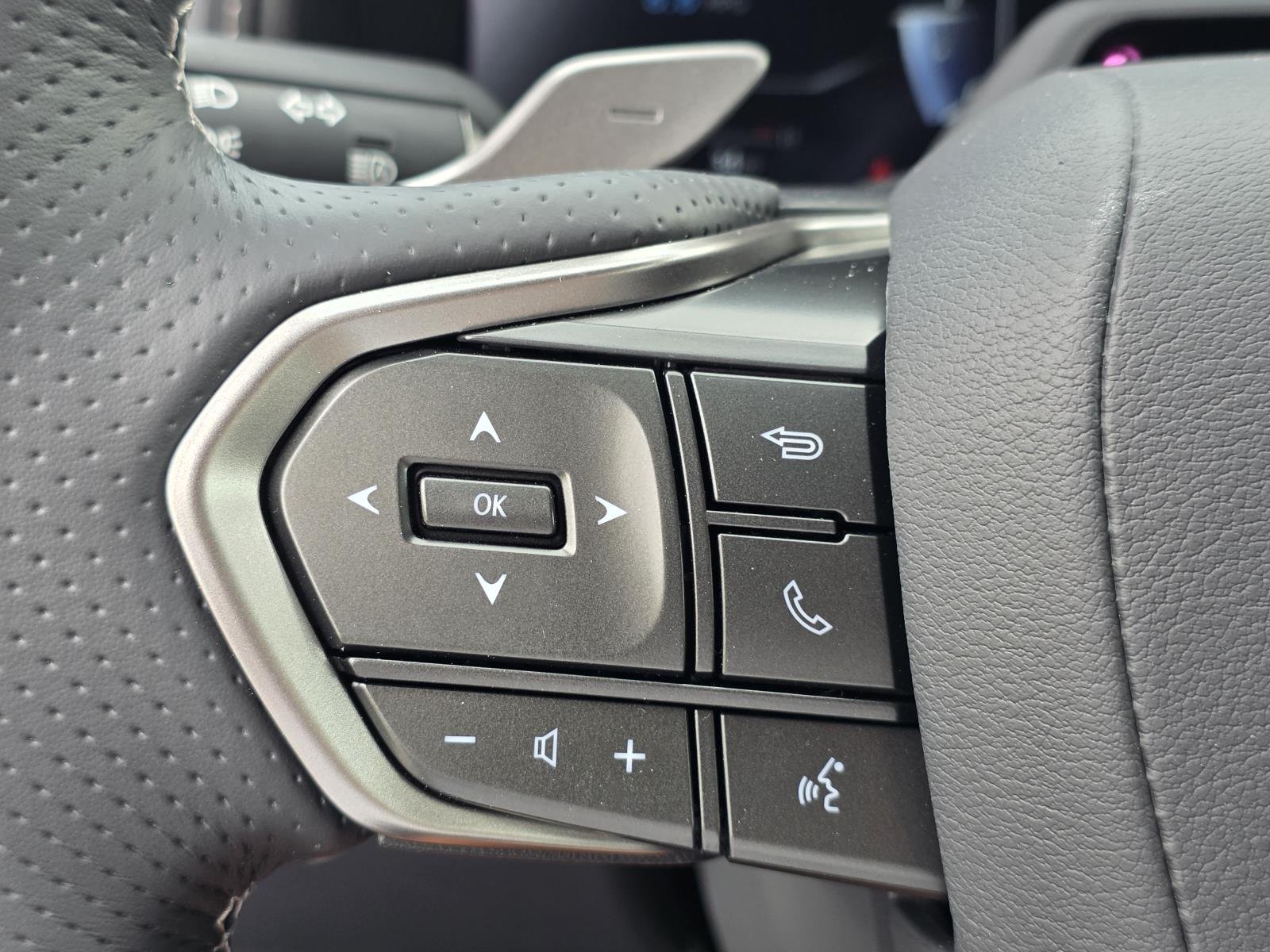2026 Lexus IS 350 F SPORT - Photo 26