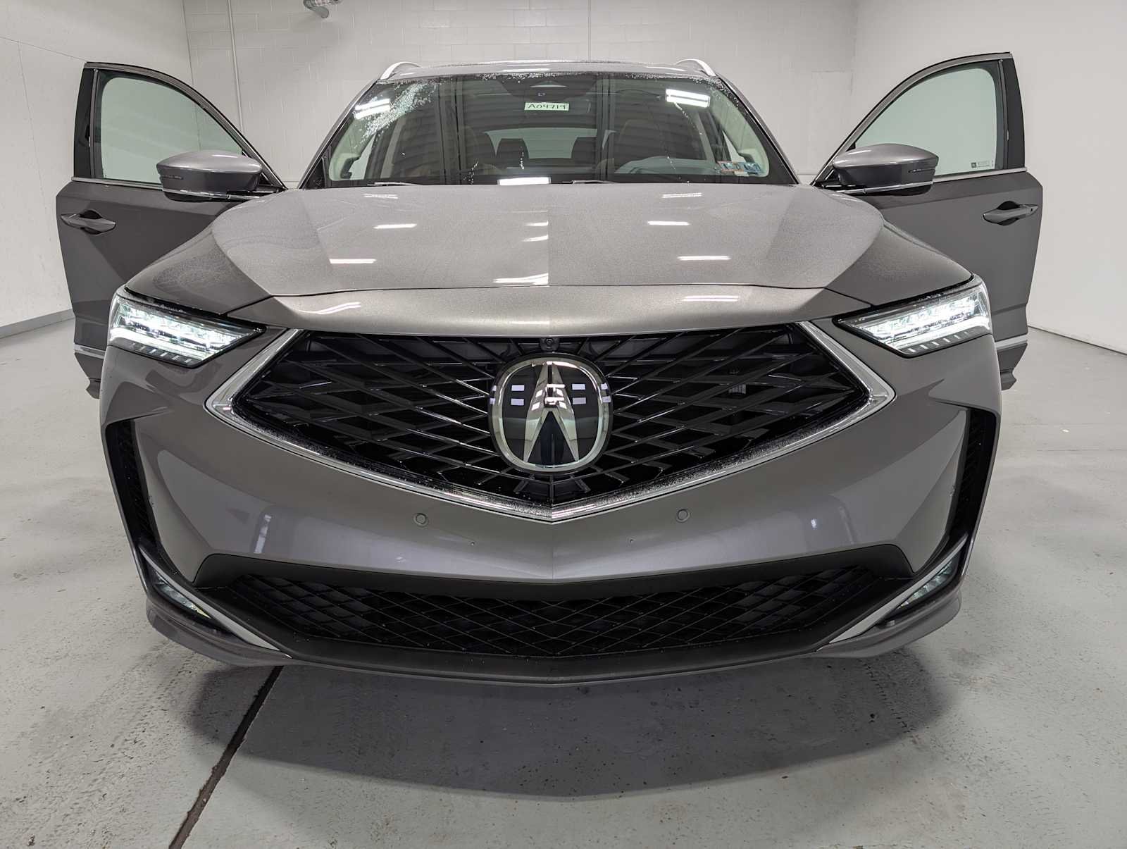 New 2026 Liquid Carbon Metallic Acura w/Advance Package image 13