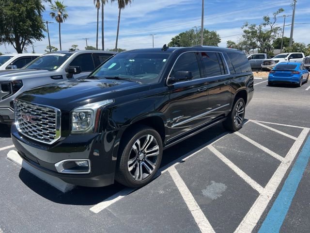 2020 GMC Yukon XL Denali RWD photo