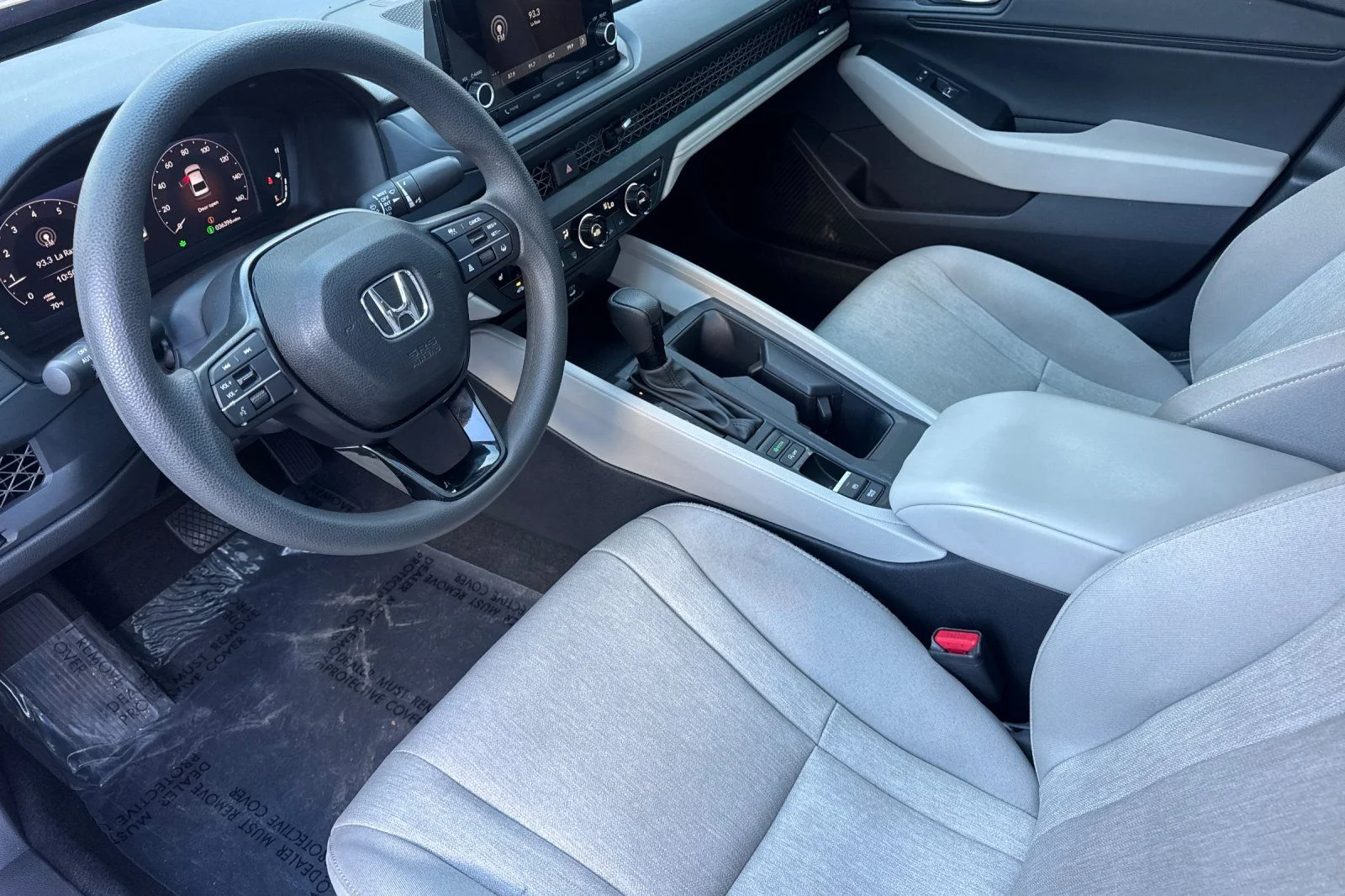 Certified Used 2025 Radiant Red Metallic Honda SE image 12