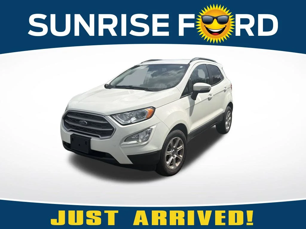 Used 2020 White Ford SE image 1
