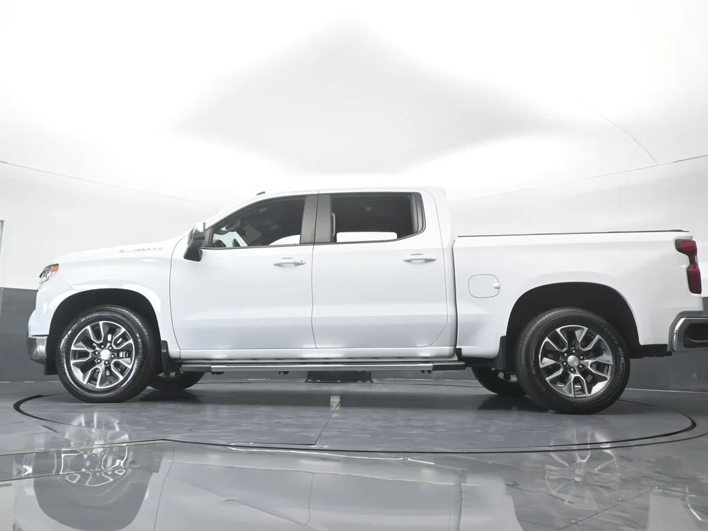 Used 2023 Summit White Chevrolet LT image 55