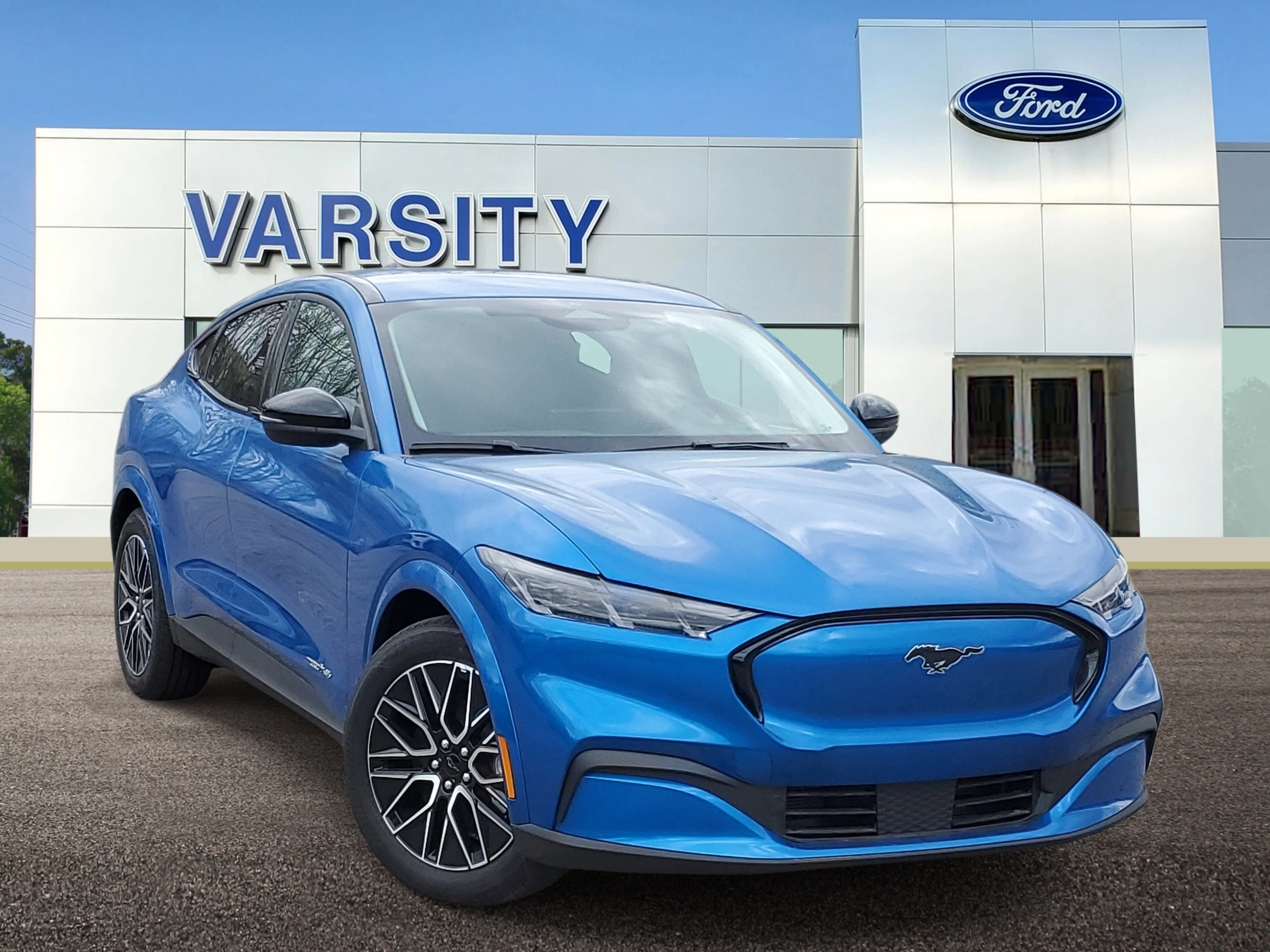 2026 Ford Mustang-Mach-e Premium's photo