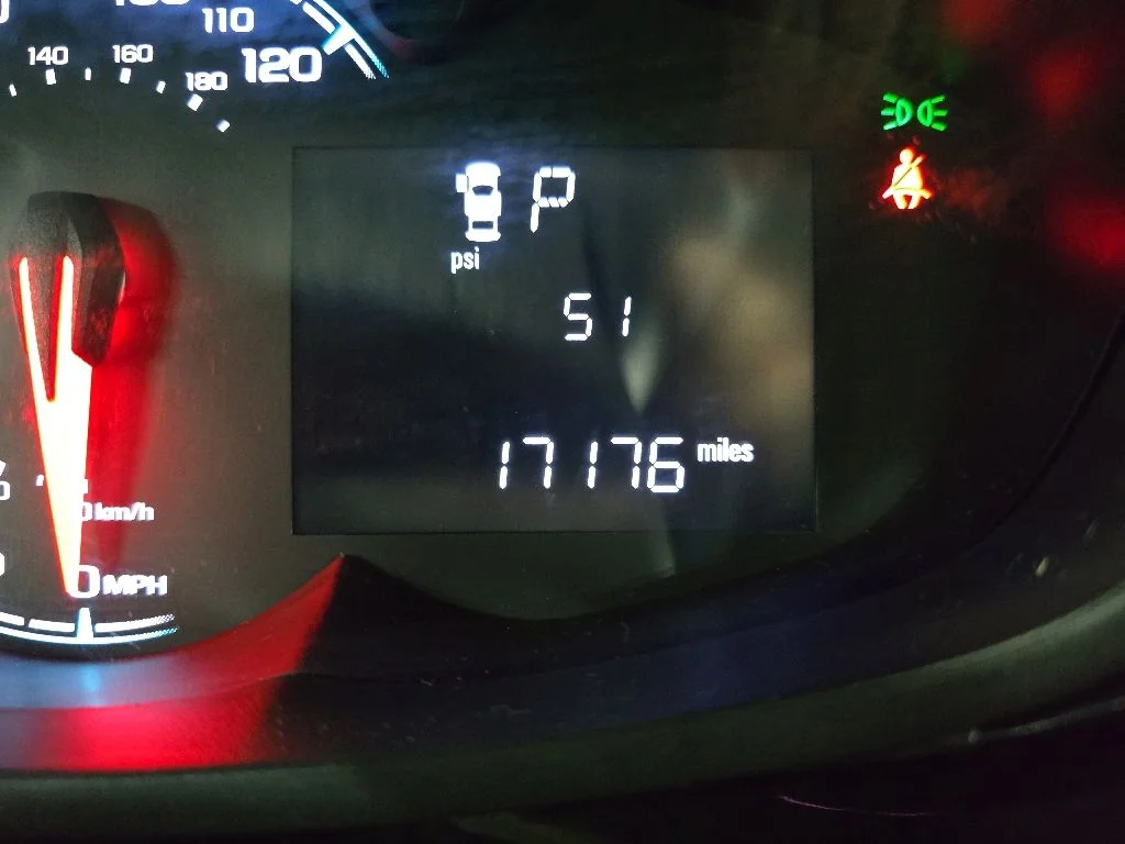 Used 2020 Summit White Chevrolet 1LT image 22