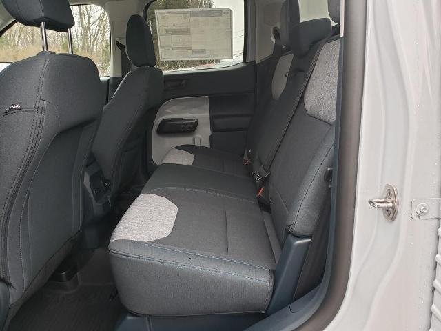 New 2025 Space White Metallic Ford XLT image 32