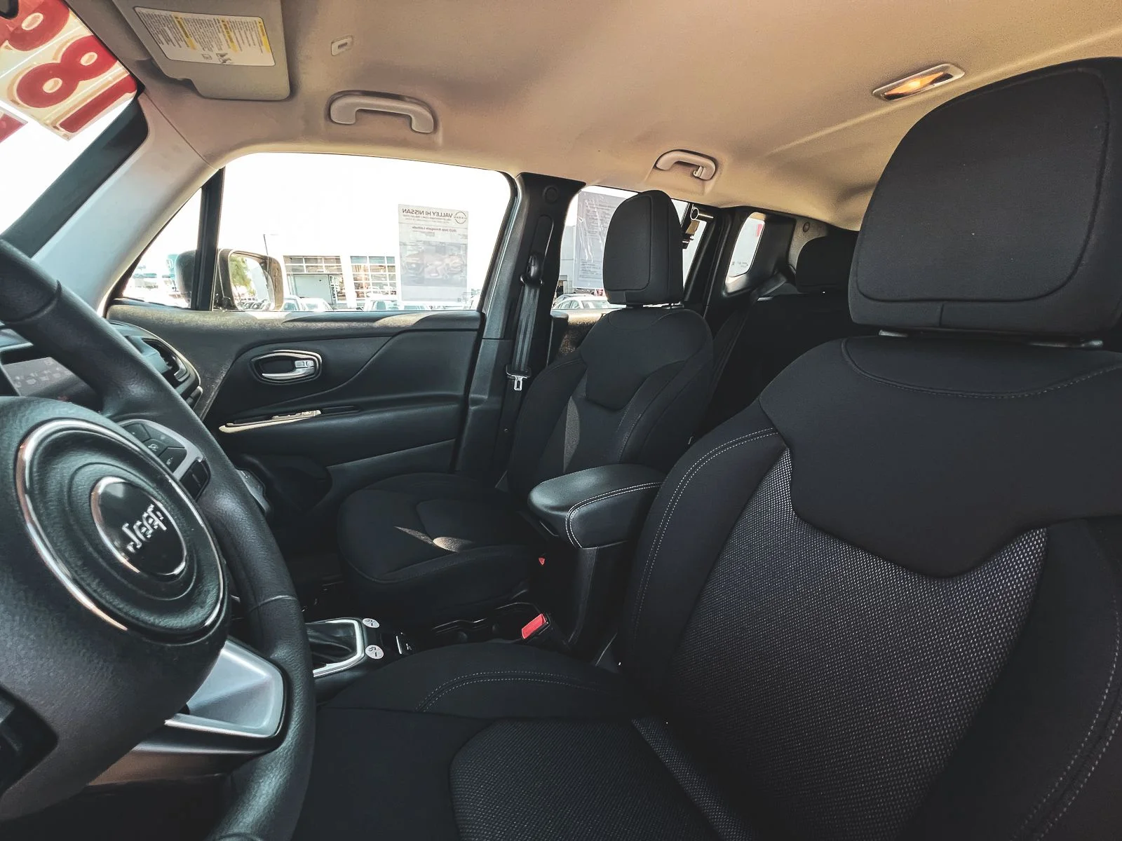 2023 Jeep Renegade Latitude - Photo 14