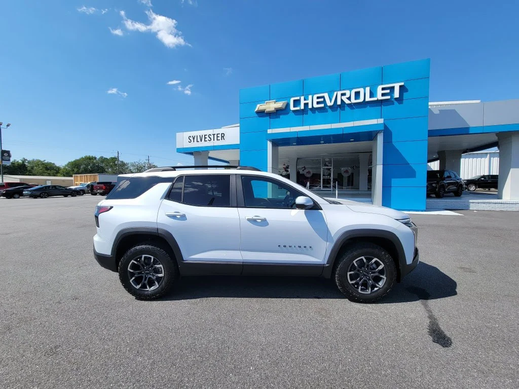 New 2027 Polar White Tricoat Chevrolet ACTIV image 7