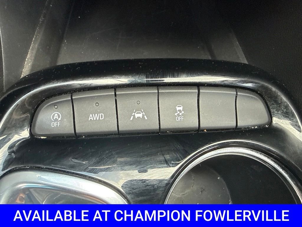 Used 2023 Black Buick Select image 26