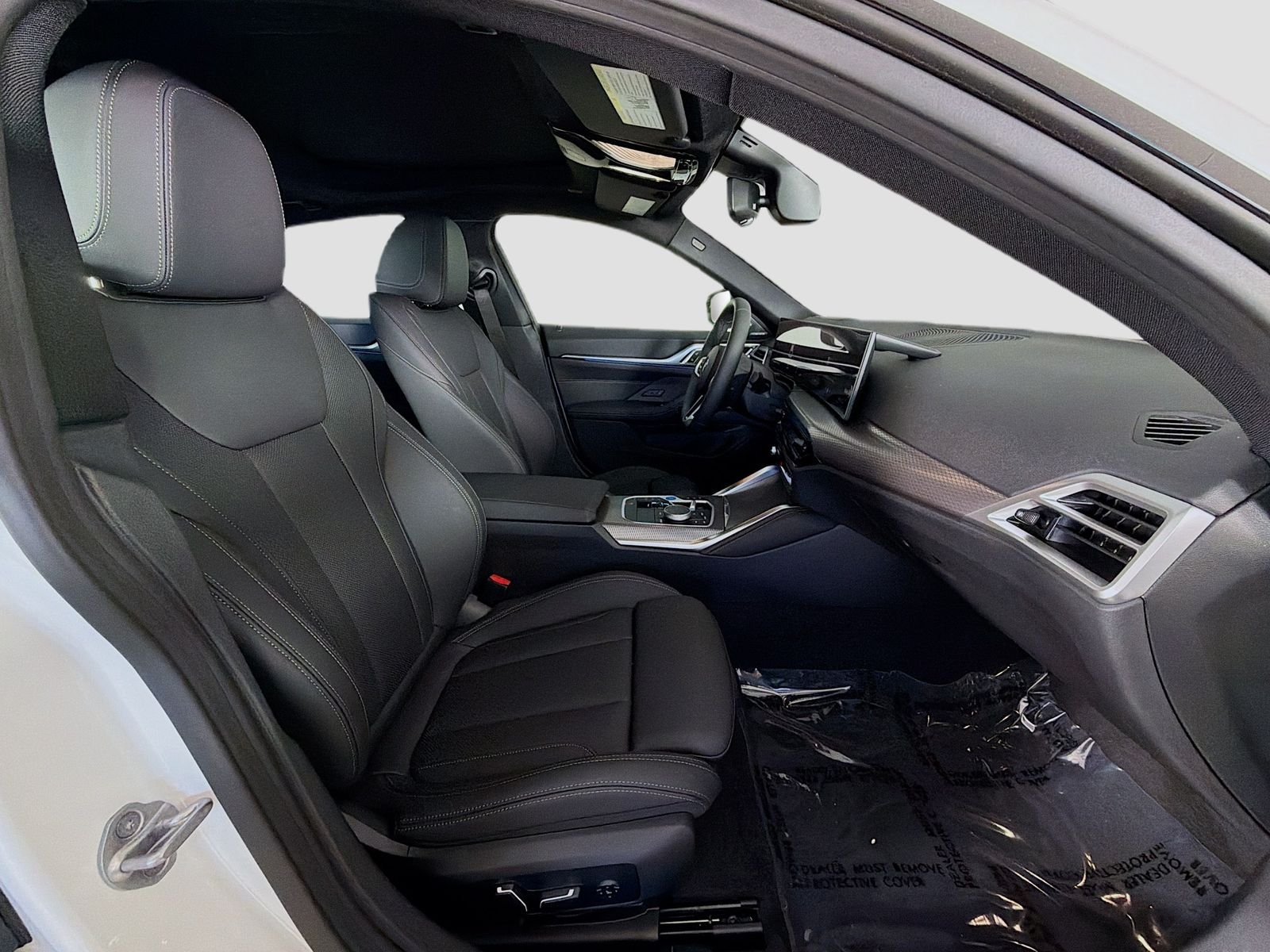 New 2026 Alpine White BMW eDrive40 image 29
