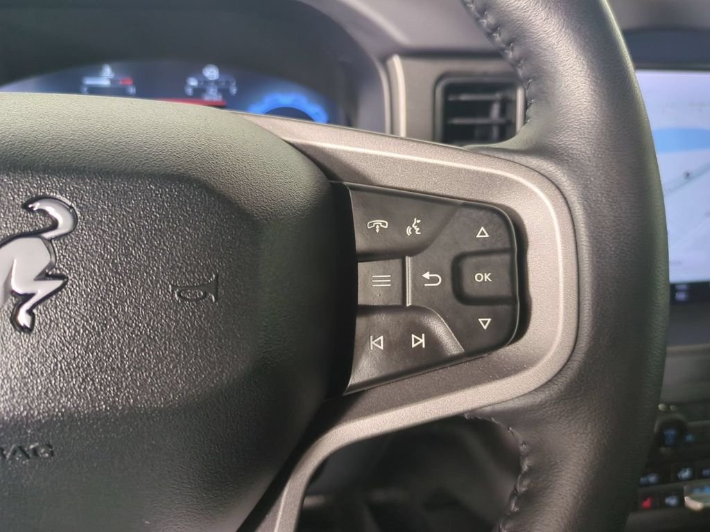 Used 2025 Gray Ford Badlands image 33