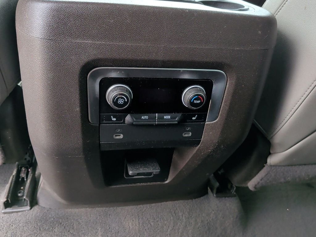 Used 2022 Gray Chevrolet LT image 41